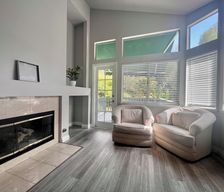 United States California Pomona vacation rental compare prices direct by owner 32585144