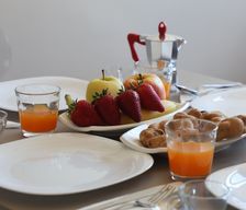 Italy Napoli Sant'Antonio Abate vacation rental compare prices direct by owner 34857885