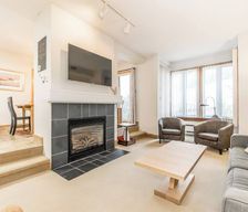 Canada Ontario Town Of The Blue Mountains vacation rental compare prices direct by owner 28054321