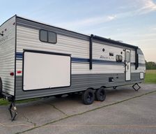United States Indiana Selma vacation rental compare prices direct by owner 36178303