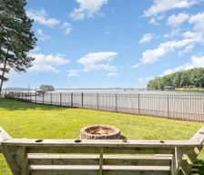 United States North Carolina Mooresville vacation rental compare prices direct by owner 32520338