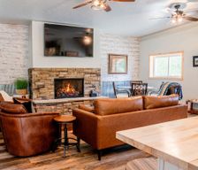 United States South Dakota Lead vacation rental compare prices direct by owner 35651356