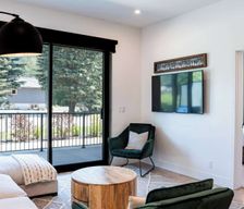 Canada British Columbia Revelstoke vacation rental compare prices direct by owner 36225035