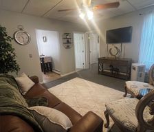 United States Connecticut East Hartford vacation rental compare prices direct by owner 36015838