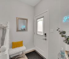 Canada Alberta Edmonton vacation rental compare prices direct by owner 36061563