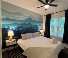 United States North Carolina Candler vacation rental compare prices direct by owner 36059609