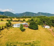 United States Wyoming Story vacation rental compare prices direct by owner 36472908