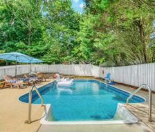 United States North Carolina High Point vacation rental compare prices direct by owner 36853931