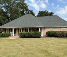 United States Mississippi Saltillo vacation rental compare prices direct by owner 33355877