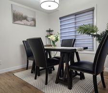Canada Alberta Edmonton vacation rental compare prices direct by owner 28859788