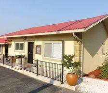 United States Oregon Talent vacation rental compare prices direct by owner 34803668