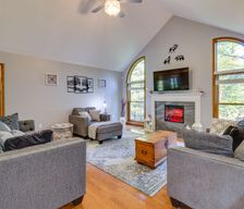 United States Pennsylvania Stroudsburg vacation rental compare prices direct by owner 34947347