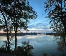 Canada Ontario Lincoln vacation rental compare prices direct by owner 36422217