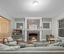 United States Iowa Des Moines vacation rental compare prices direct by owner 33704028