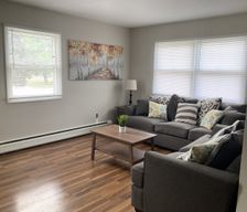 United States Illinois Normal vacation rental compare prices direct by owner 34904421