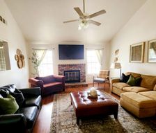 United States California Turlock vacation rental compare prices direct by owner 34910266