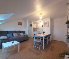 France Yvelines Trappes vacation rental compare prices direct by owner 34781967