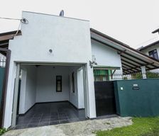 Sri Lanka WP Sri Jayawardenepura Kotte vacation rental compare prices direct by owner 34832534