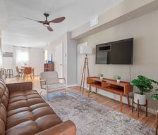 United States New York New York vacation rental compare prices direct by owner 33423002