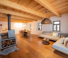 Czechia Kraj Vysocina Snežné vacation rental compare prices direct by owner 32708321