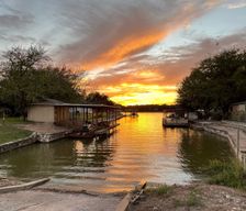 United States Texas Granbury vacation rental compare prices direct by owner 34847292