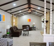 United States Texas Universal City vacation rental compare prices direct by owner 26460378