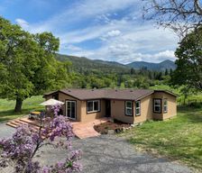 United States Oregon Talent vacation rental compare prices direct by owner 37737545