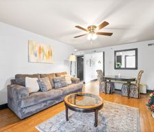 United States Tennessee Clarksville vacation rental compare prices direct by owner 36720008