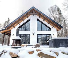 Canada Quebec Lac-aux-Sables vacation rental compare prices direct by owner 36419707