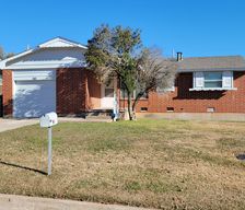 United States Oklahoma Lawton vacation rental compare prices direct by owner 36484954