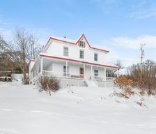 Canada Quebec Saint-Joseph-de-la-Rive vacation rental compare prices direct by owner 36419528