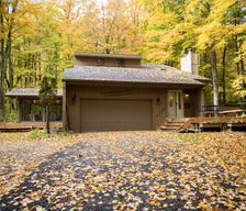 United States Michigan Harbor Springs vacation rental compare prices direct by owner 1803113
