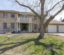 United States Illinois Springfield vacation rental compare prices direct by owner 1806681