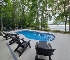 United States New York Canandaigua vacation rental compare prices direct by owner 2434921