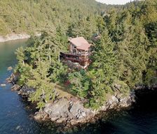 Canada British Columbia Capital G vacation rental compare prices direct by owner 594343