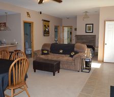 United States Missouri Columbia vacation rental compare prices direct by owner 486740