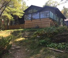 Canada Ontario North Kawartha  (Wolf Lake Apsley) vacation rental compare prices direct by owner 569135
