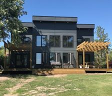 Canada Manitoba Grand Marais vacation rental compare prices direct by owner 3225551