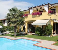 Italy Gardasee Lazise vacation rental compare prices direct by owner 9512762