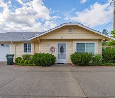 United States Oregon Grants Pass vacation rental compare prices direct by owner 23850527