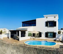 Spain Lanzarote Playa Blanca vacation rental compare prices direct by owner 4361447