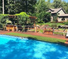 United States New York Woodstock vacation rental compare prices direct by owner 601153