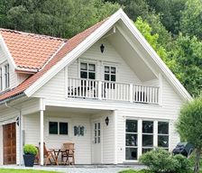 Norway  Tau vacation rental compare prices direct by owner 25129025