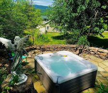 United States New York Woodstock vacation rental compare prices direct by owner 11596322