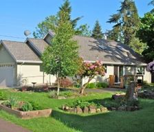 United States Oregon Eugene vacation rental compare prices direct by owner 10966928