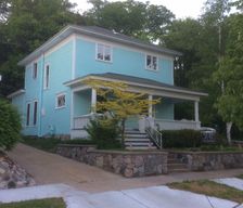 United States Michigan Harbor Springs vacation rental compare prices direct by owner 2651134