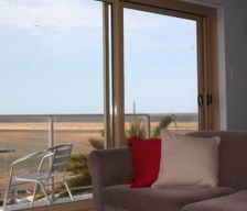 Australia NSW The Entrance vacation rental compare prices direct by owner 12175601