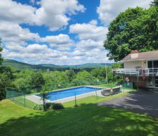 United States New York Oneonta vacation rental compare prices direct by owner 403331
