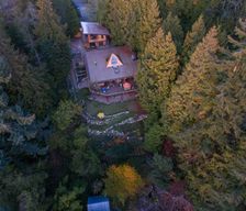 Canada British Columbia Gibsons vacation rental compare prices direct by owner 576924
