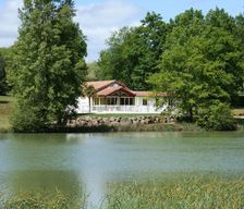 France Nouvelle-Aquitaine Lussas-Et-Nontronneau vacation rental compare prices direct by owner 3925218